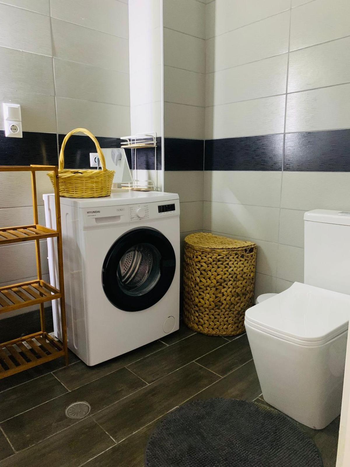 Apartament Sirdana *